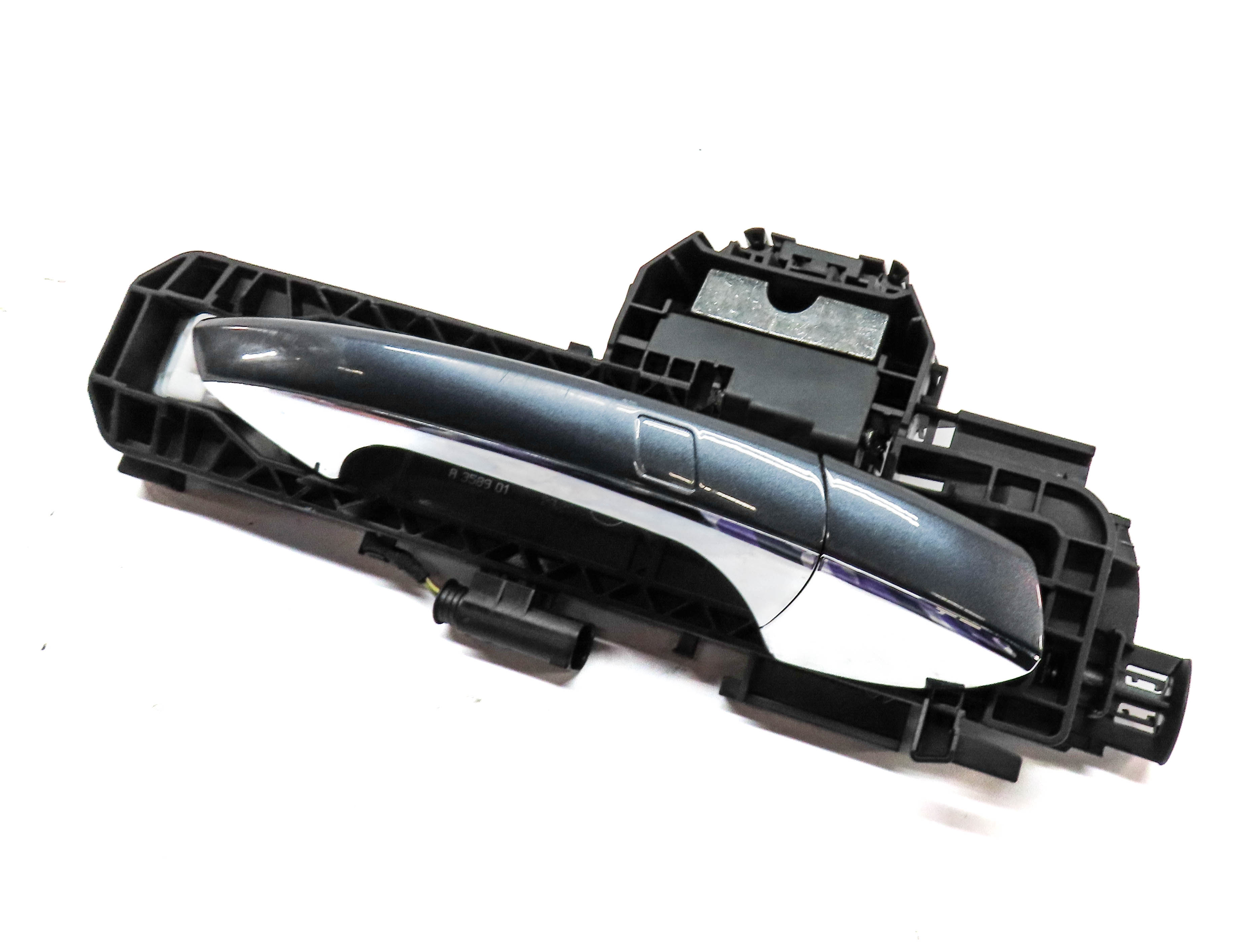08-16 MERCEDES C E GL ML CLASS FRONT or REAR RIGHT KEYLESS DOOR HANDLE (Gray) — exact item pictured